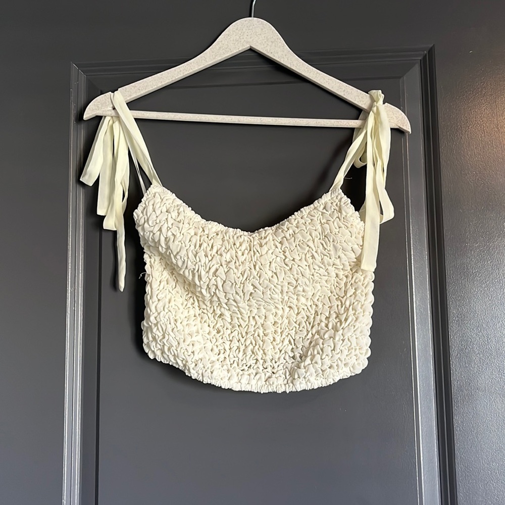 Verge Girl Ruffled Crop-Top